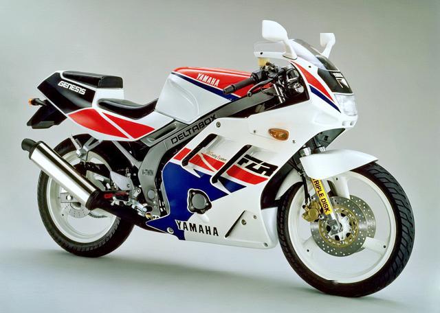 下图:换代的 1992 fzr150(3kw2.资料图片).