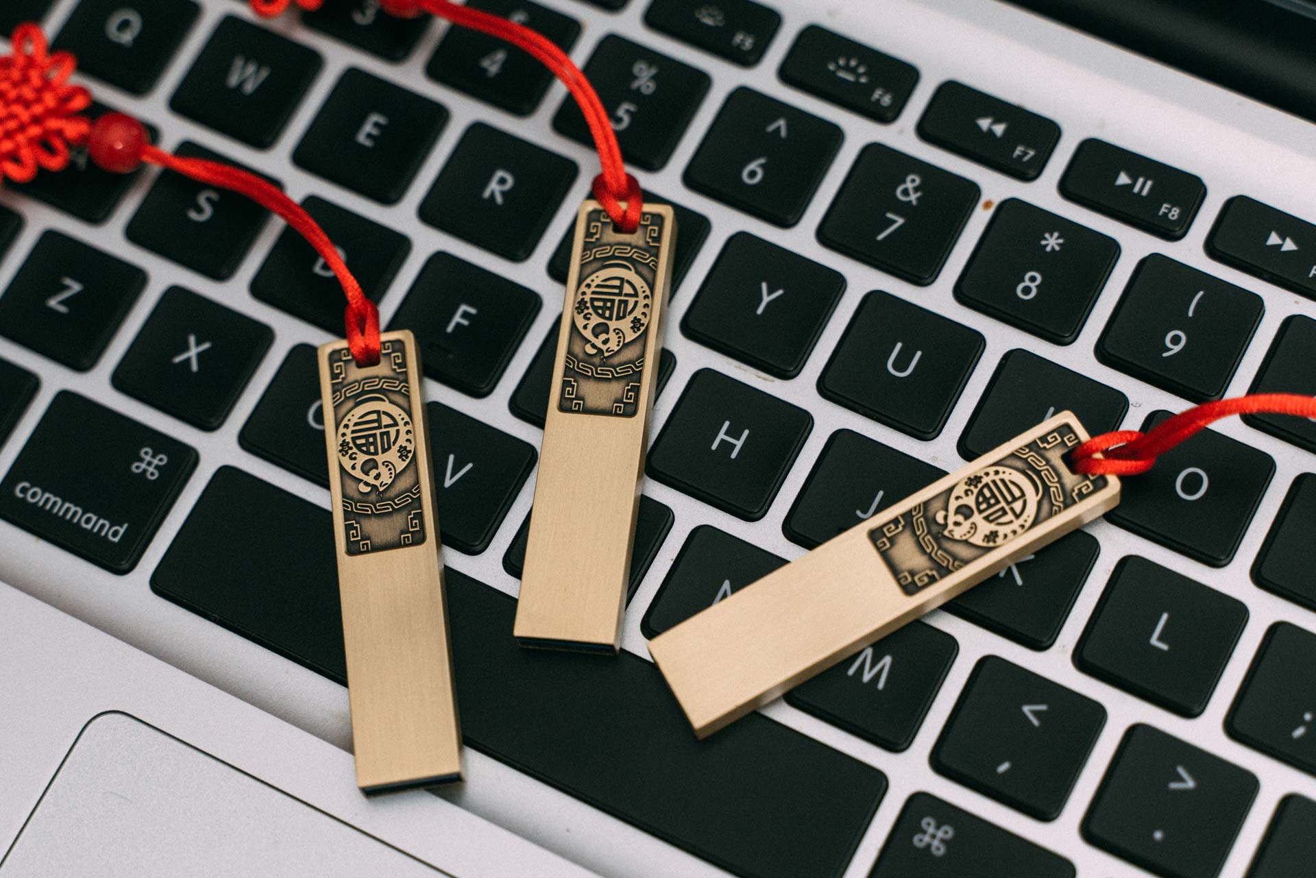 我不仅长得好看,还不怕水——台电传承系列福鼠u盘_图案