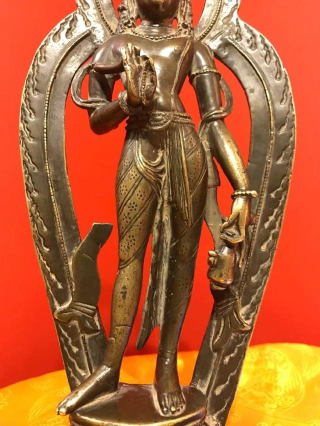 《鬼吹灯之昆仑神宫》中的古格银眼,到底是什么?_佛像