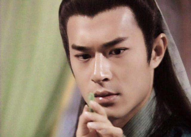 英气与否由眉骨决定,严屹宽陈晓古天乐是"剑眉星目"的模板