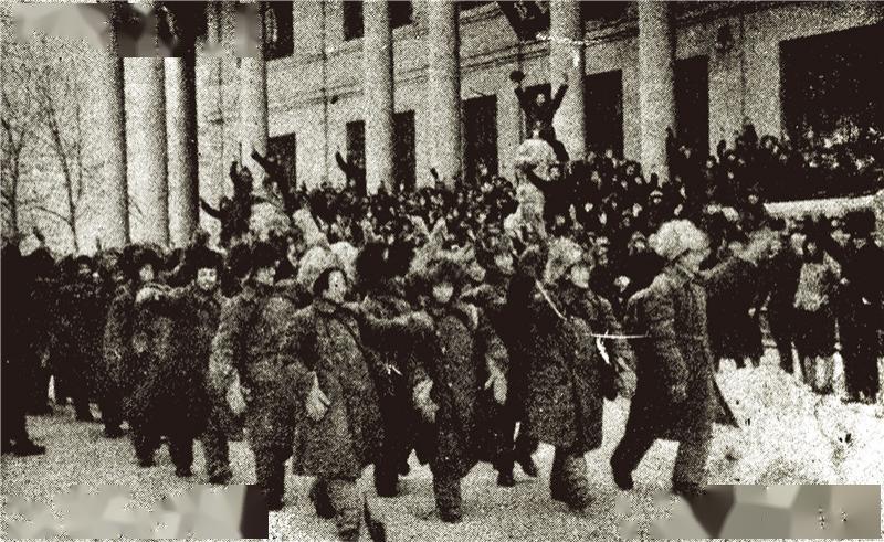 纪念哈尔滨解放74周年丨74年前的今天哈尔滨迎来黎明曙光国之长子初