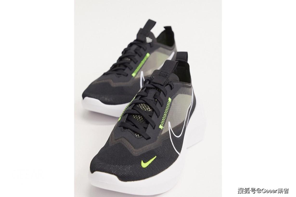 nikevista lite black trainersnikerunning 2 pod joyride trainers
