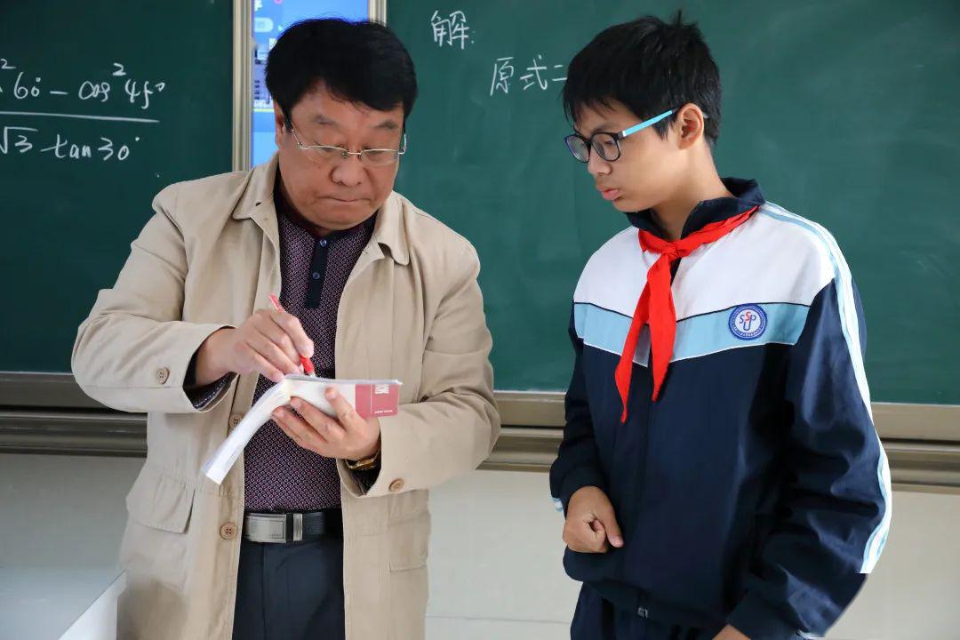 中考工作记上海第二工业大学附属龚路中学2020届中考冲刺誓师大会