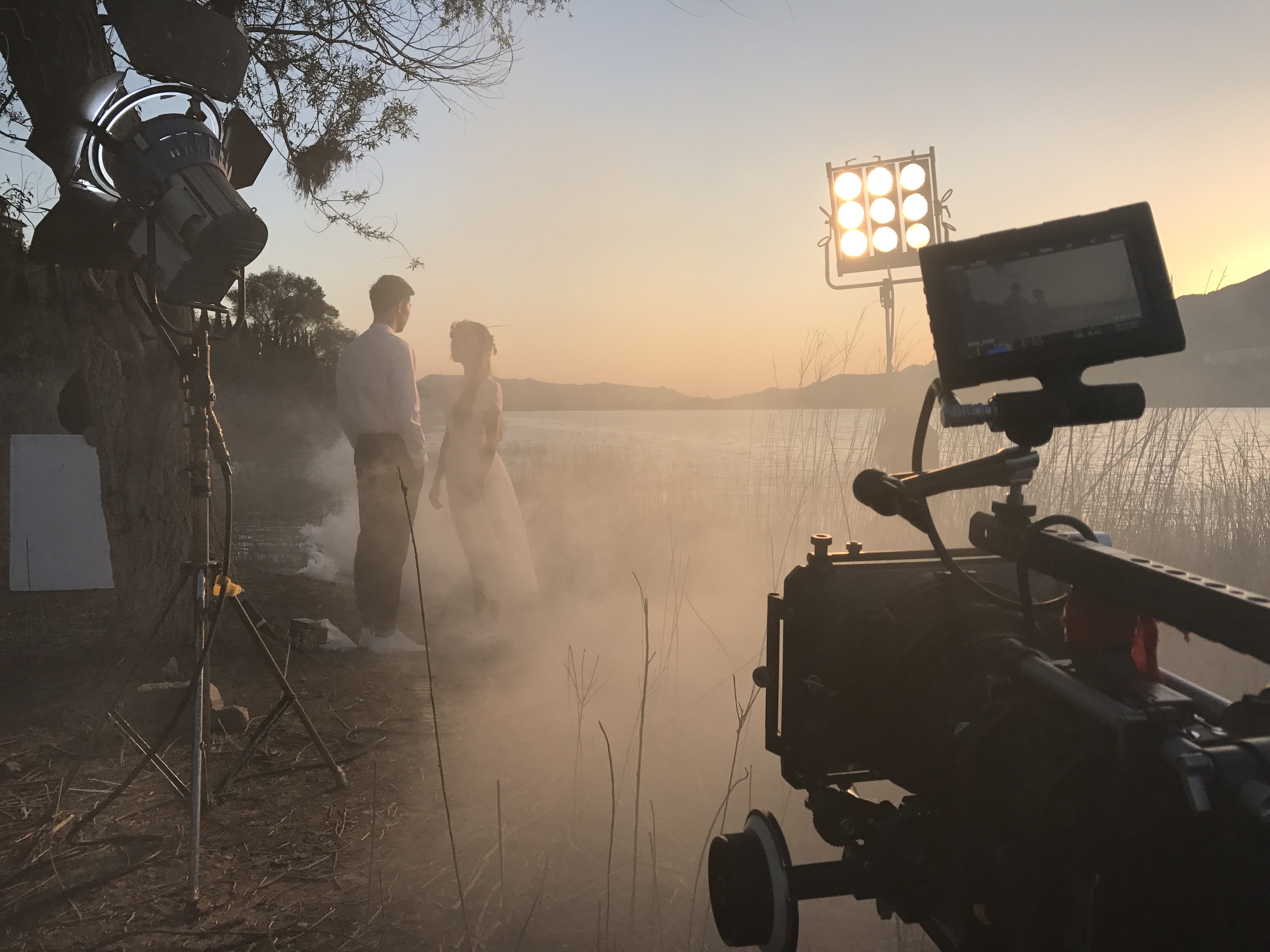 首页 企业新闻 影视解密 在视频如此红火的时代,手把手教你如何拍摄