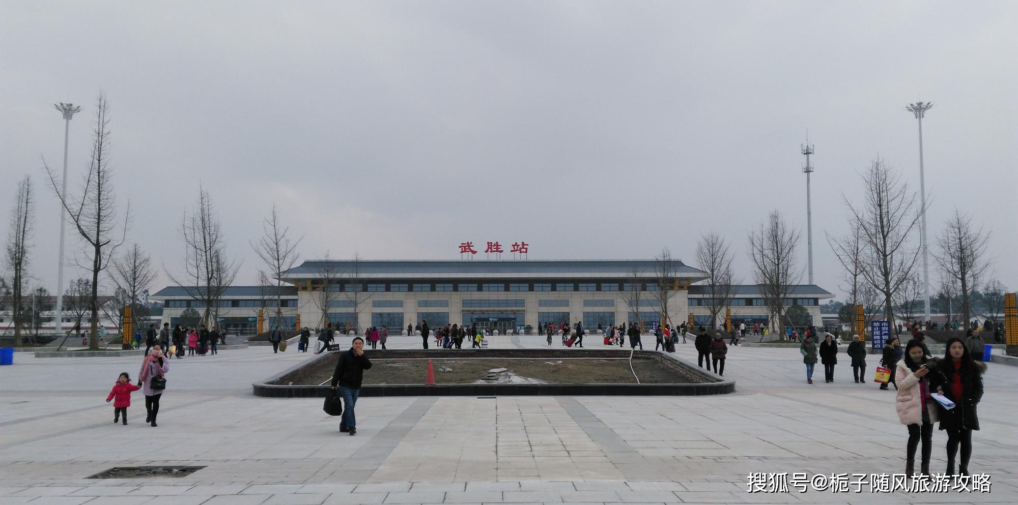 原创兰渝铁路从渝入川的第一站武胜站