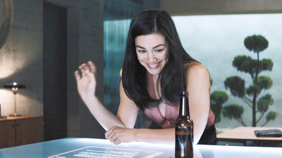 小伙大脑植入芯片智力爆棚武力爆表老婆被杀他上门挨个狂杀