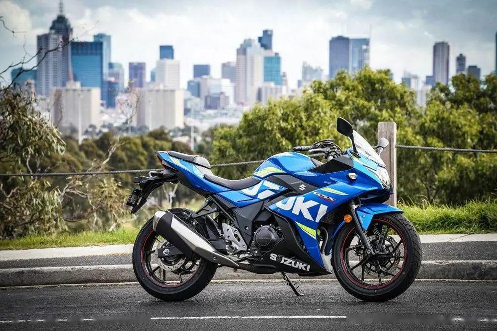 大排学院让神车gsx250r更好练金卡纳