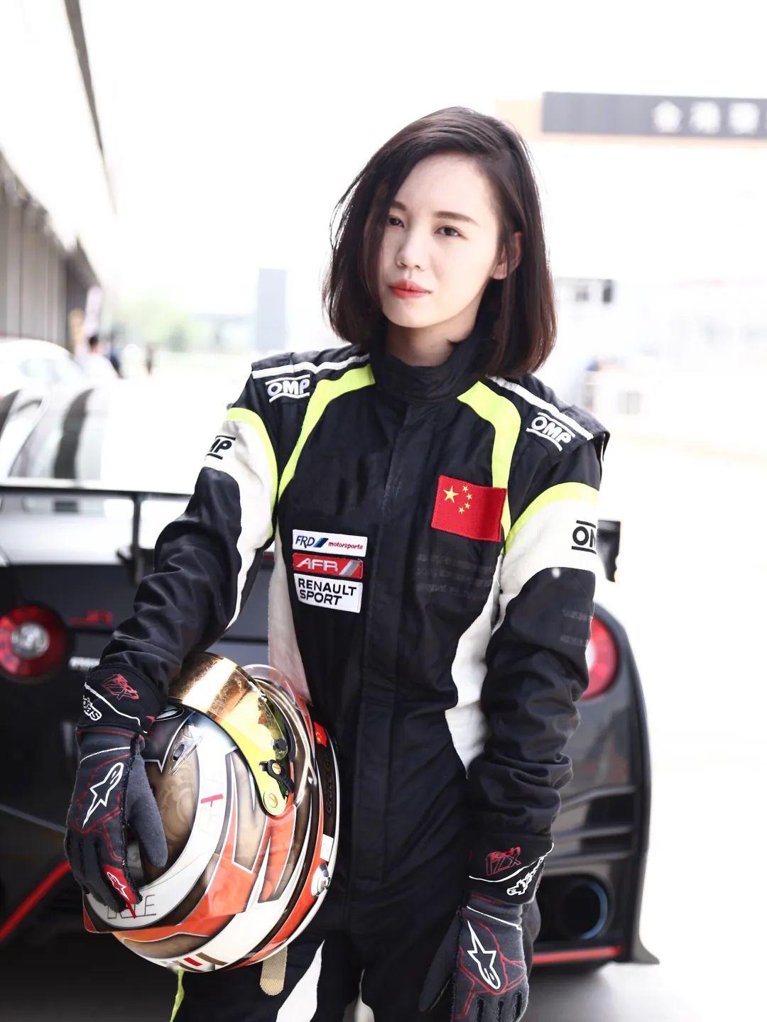 女赛手考验suv山路极限全新cx