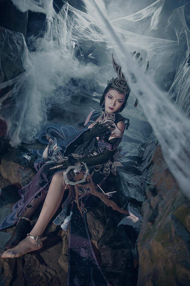 剑网三五毒秦风毒姐cosplay