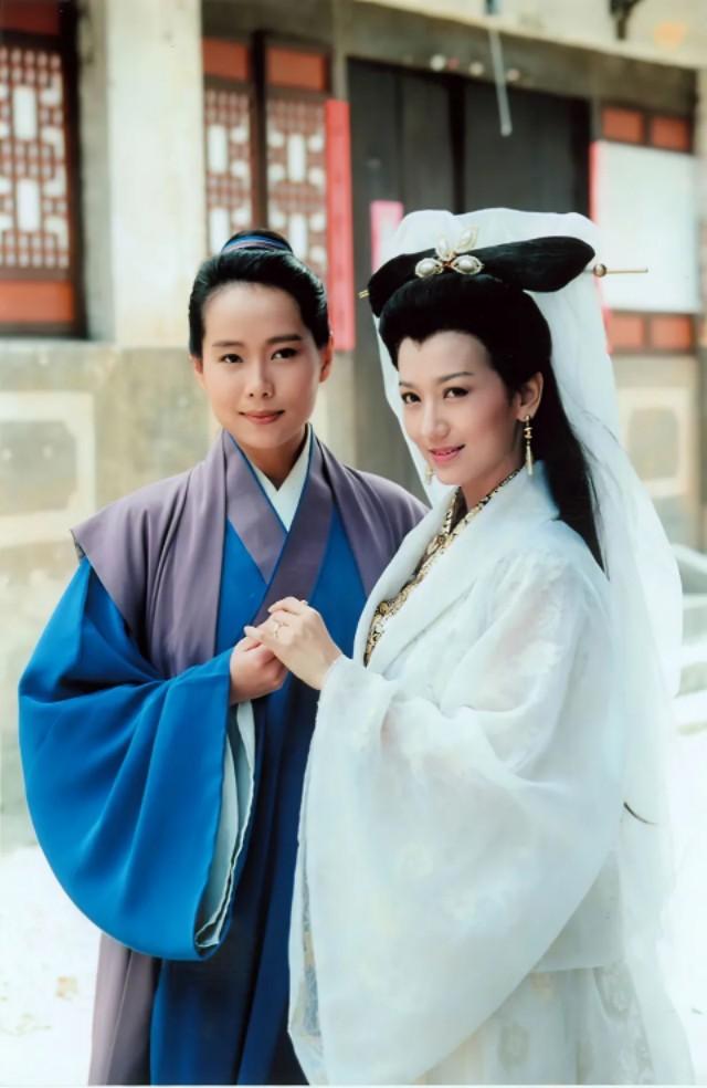 新白娘子传奇中白娘子谎言漏洞百出为什么许仙还会相信