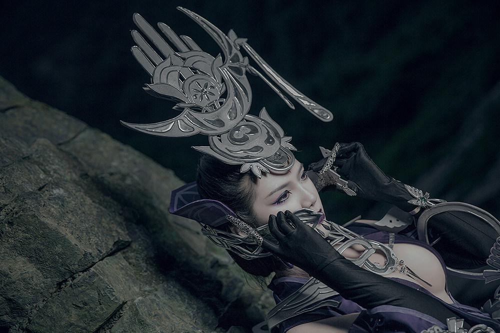 剑网三五毒秦风毒姐cosplay