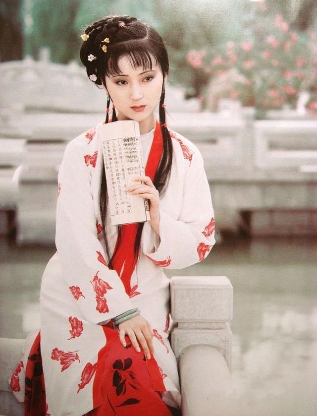 现实社会里,你是薛宝钗还是林黛玉?解读你的"红楼"气场