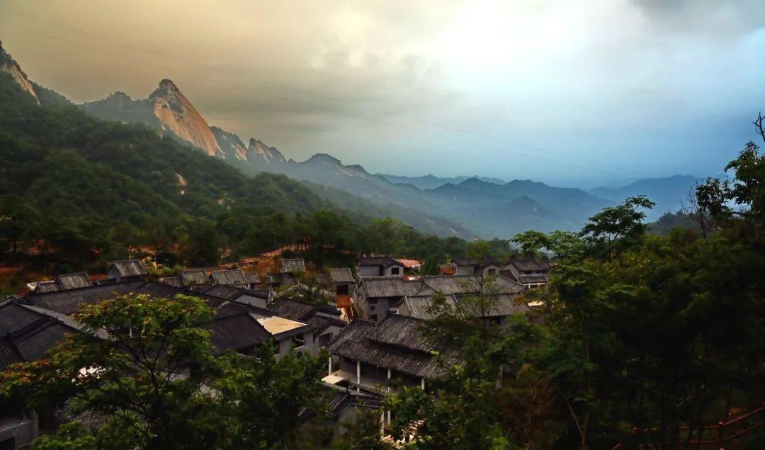 人間仙境中原二龍山風景區青山如黛雲蒸霞蔚鎮平人一起來尋找安寧靜謐