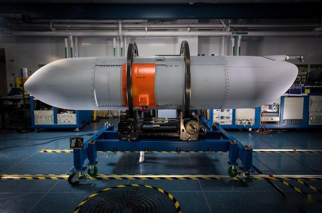 咆哮者的狼牙棒ea18g电子战飞机干扰吊舱改进计划