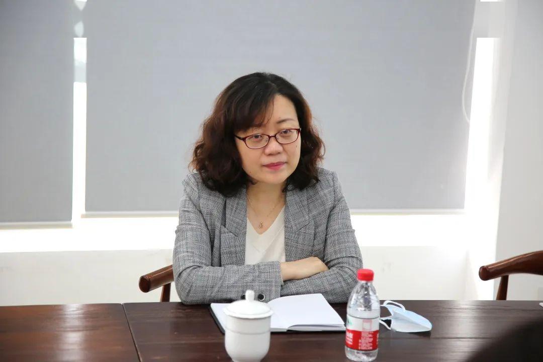 杨浦区民政局副局长周萍赴江浦路街道调研社会救助工作