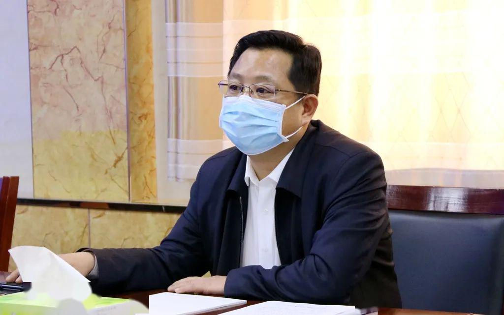 李中华主持召开2020年问题楼盘化解攻坚工作推进会