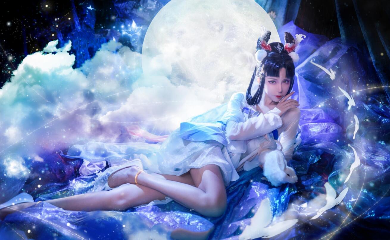 仙女小姐姐神级嫦娥cos脚踝处细节好评想做她手里的小白兔