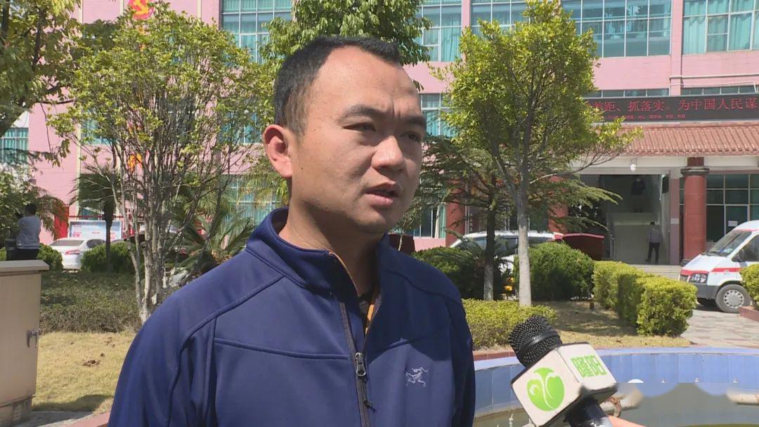 板桥镇副镇长 邹奇我们板桥镇党委政府高度重视健康扶贫工作,党委