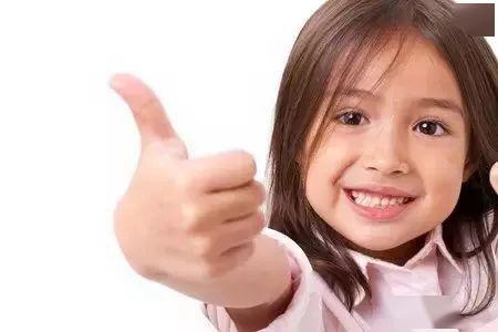 ","真好!"这样的评价,甚至一句轻轻的"啊"都充满着赞赏的语气.