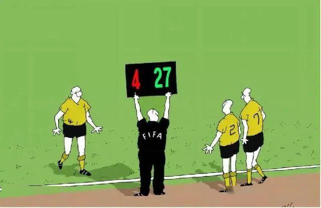 足球比赛换人名额由3个增加到5个