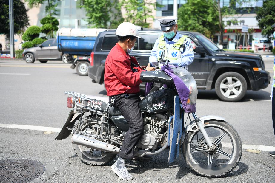 扩散!荣昌这些道路交通违法行为要被整治