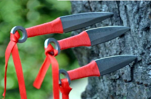 古代最凶悍暗器血滴子仅排第二第1石头都能切开