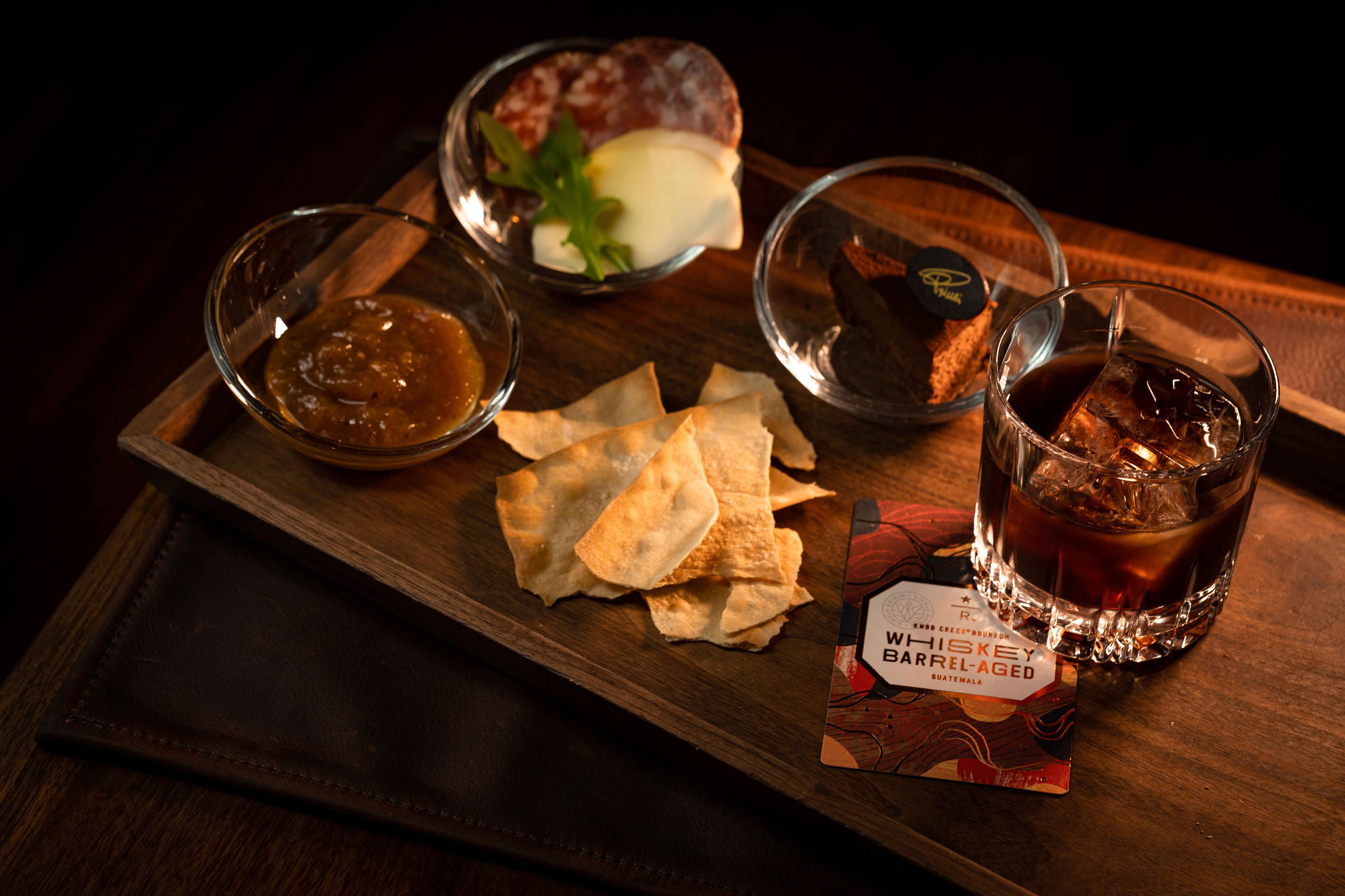 桶酿咖啡时代到来星巴克中国首推全新精品咖啡品类威士忌桶酿咖啡