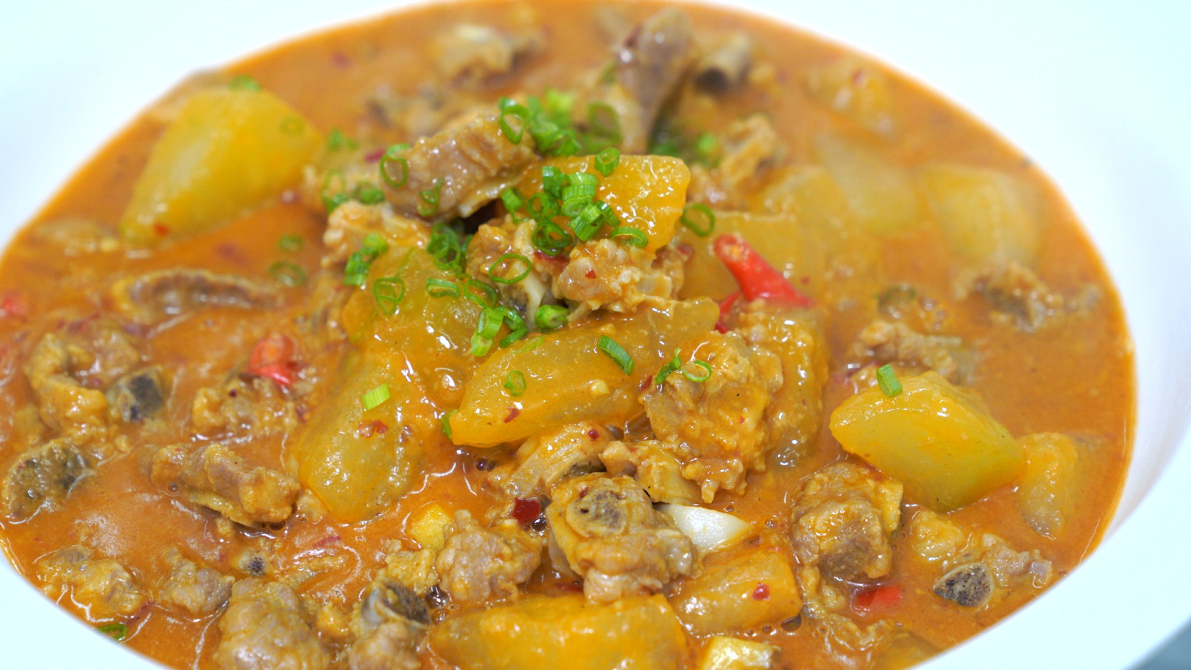 厨师长教你冬瓜烧排骨的家常做法口感香嫩先收藏起来