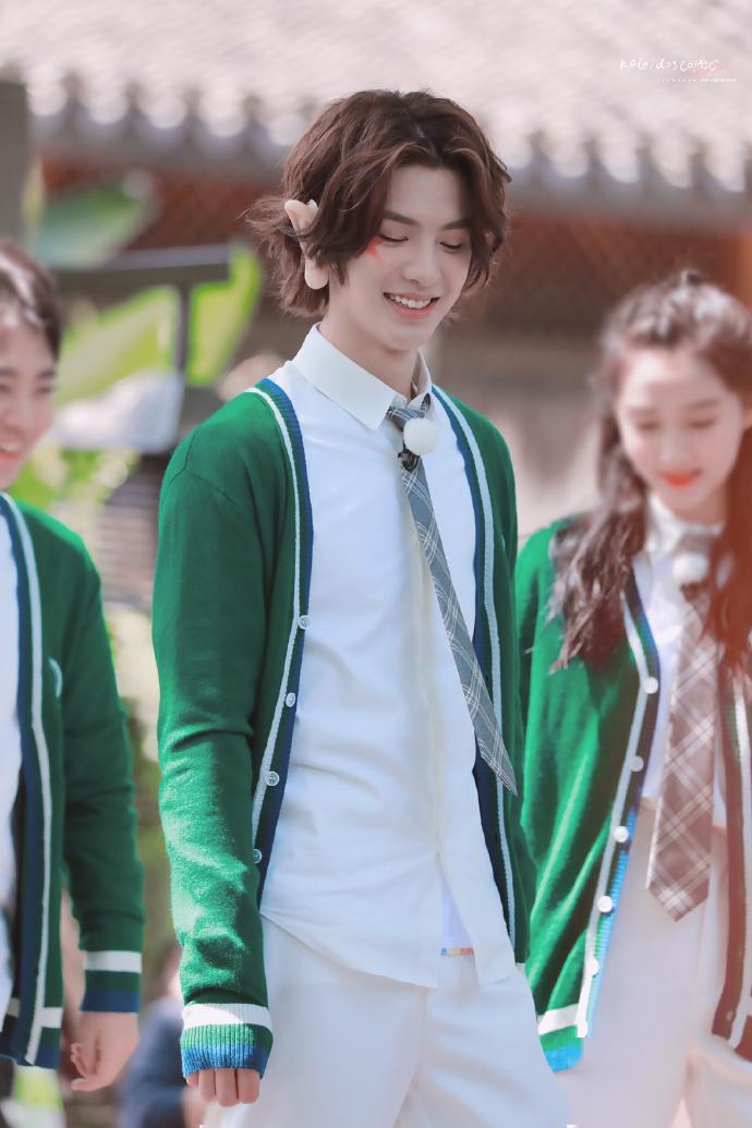 justin奔跑吧最新路透来袭 俏皮可爱的小汀甜到了心坎里!