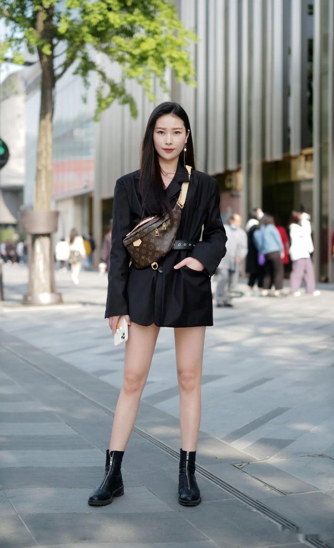 滚叔街拍黑西装到底有多好穿