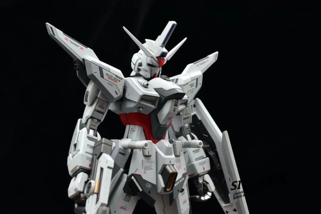 佳作蝉联纯白无限正义