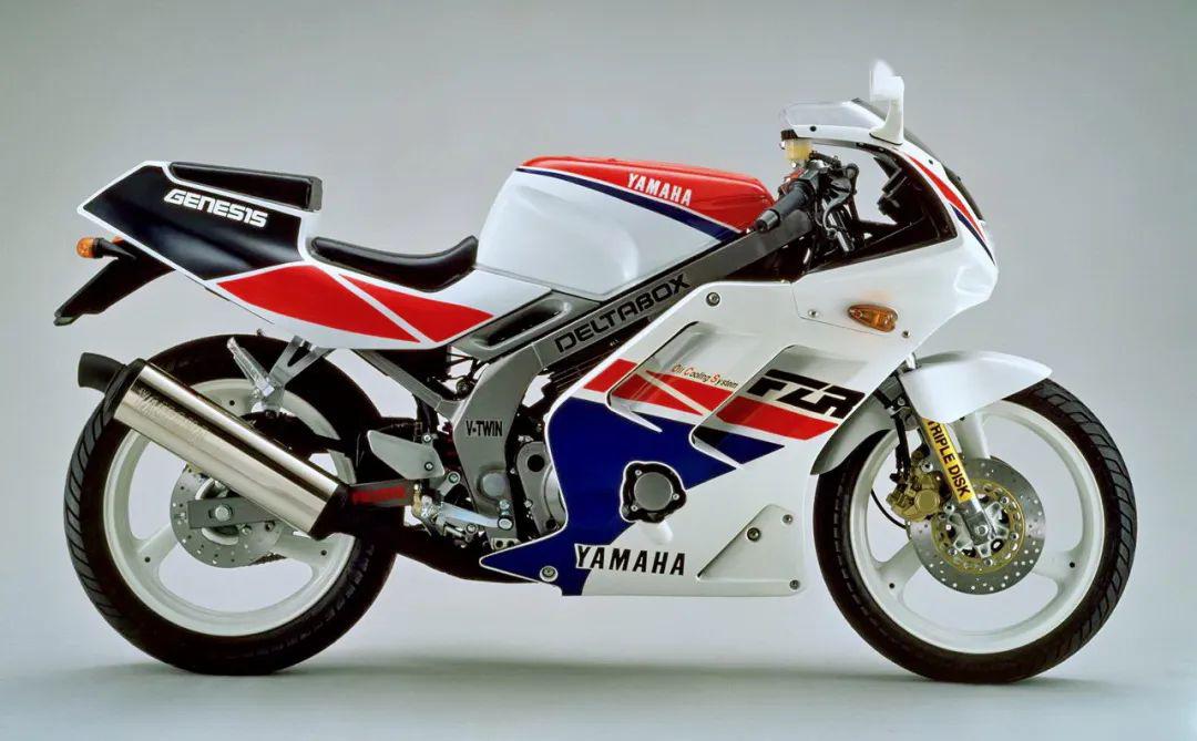 下图:换代的 1992 fzr150(3kw2.资料图片).