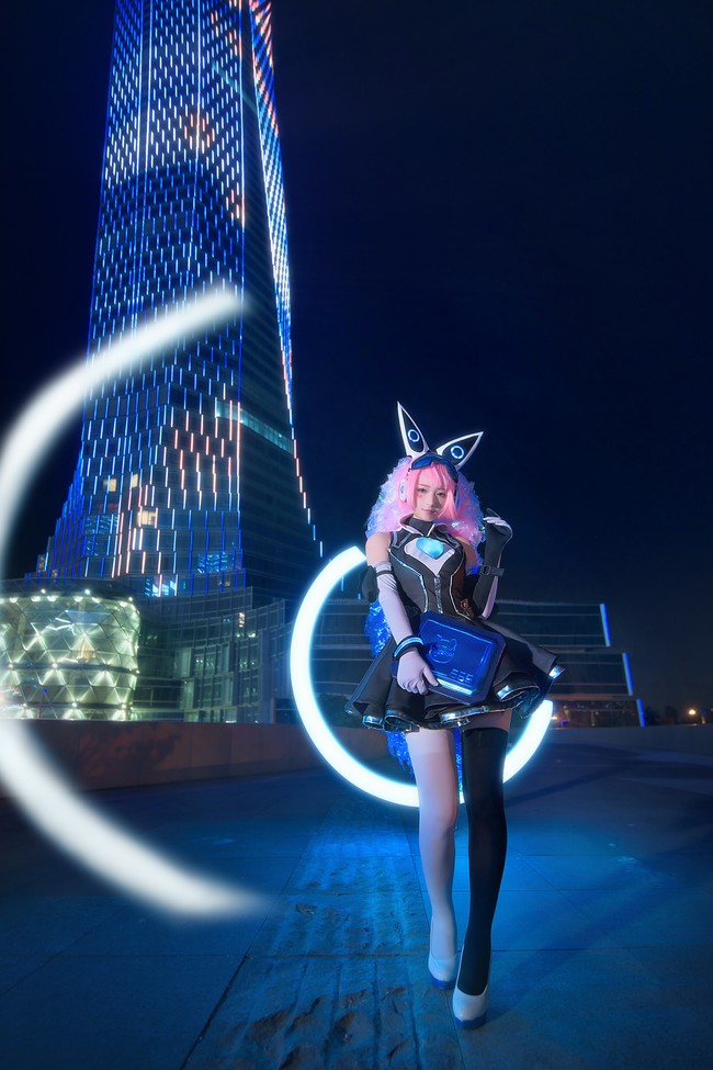 王者荣耀安琪拉心灵骇客cos