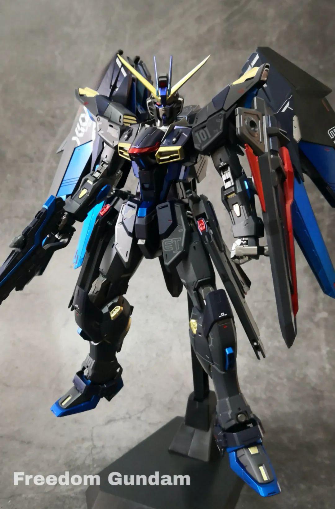 【欣赏】自由的黑暗色系,作者自己也纠结许久_高达模型