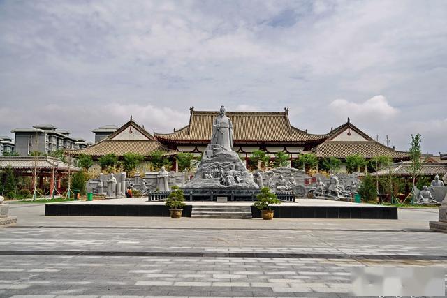 甘谷大像山镇印象