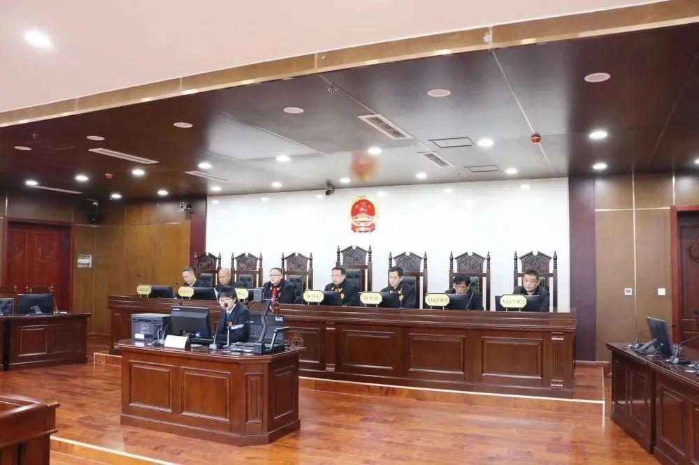 黑老大张大伟被判25年东营21人涉黑案落槌