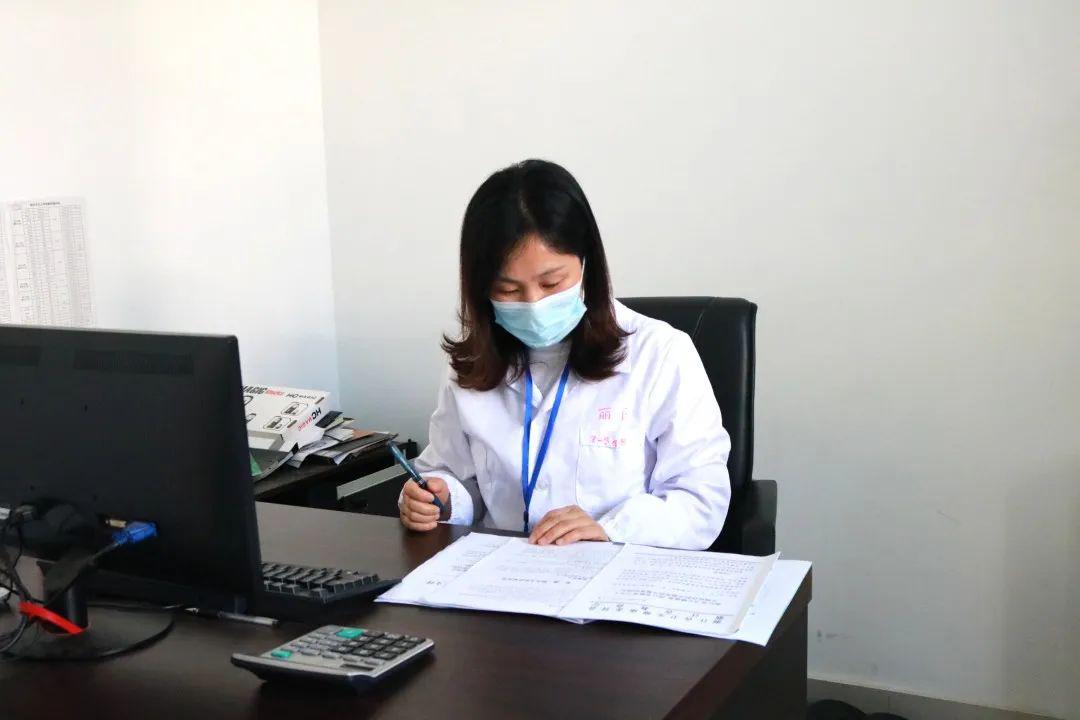 丽水市人民医院副主任护师陈美玲医生我校为九年义务教育一贯制学校