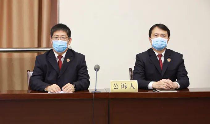 河口区人民法院根据各被告人参与犯罪的事实,次数