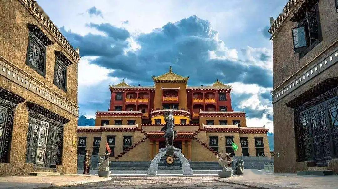 2020五一探秘格萨尔王城川西小环5日轻奢自驾