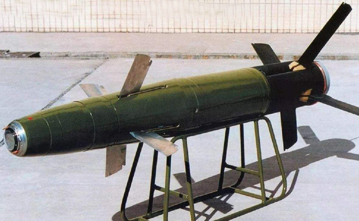 原创美军使用激光制导炸弹中国专家用一个简单办法让美军无功而返