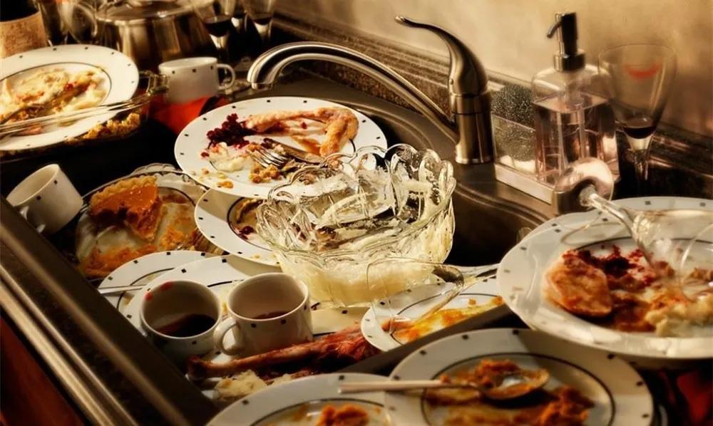 厨房清洁好帮手,智能神器让垃圾秒变没_异味