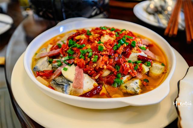 原创安徽歙县许村游听人杰地灵的牌坊故事尝徽州豆腐宴