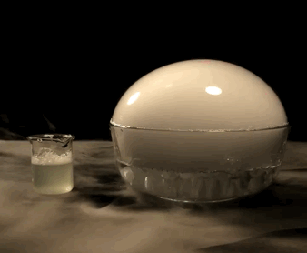 肥皂泡泡轻轻一碰就会碎掉air bubbles02一起探寻无限的可能通过不断