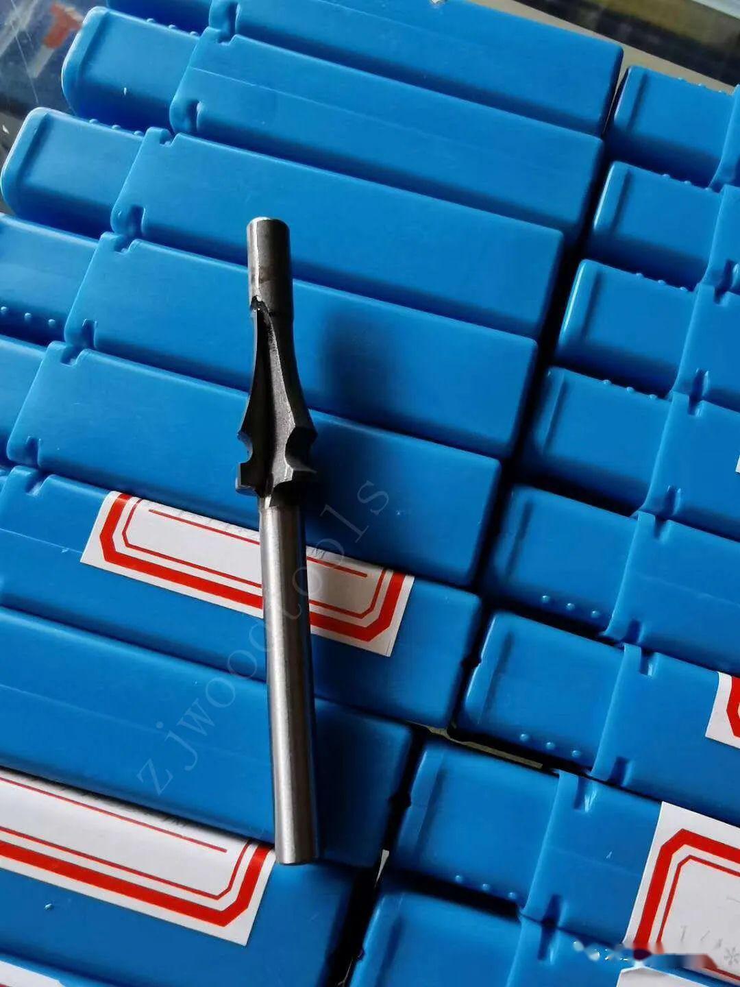 适合于木工小修边机上的木工起线刀具使用小知识