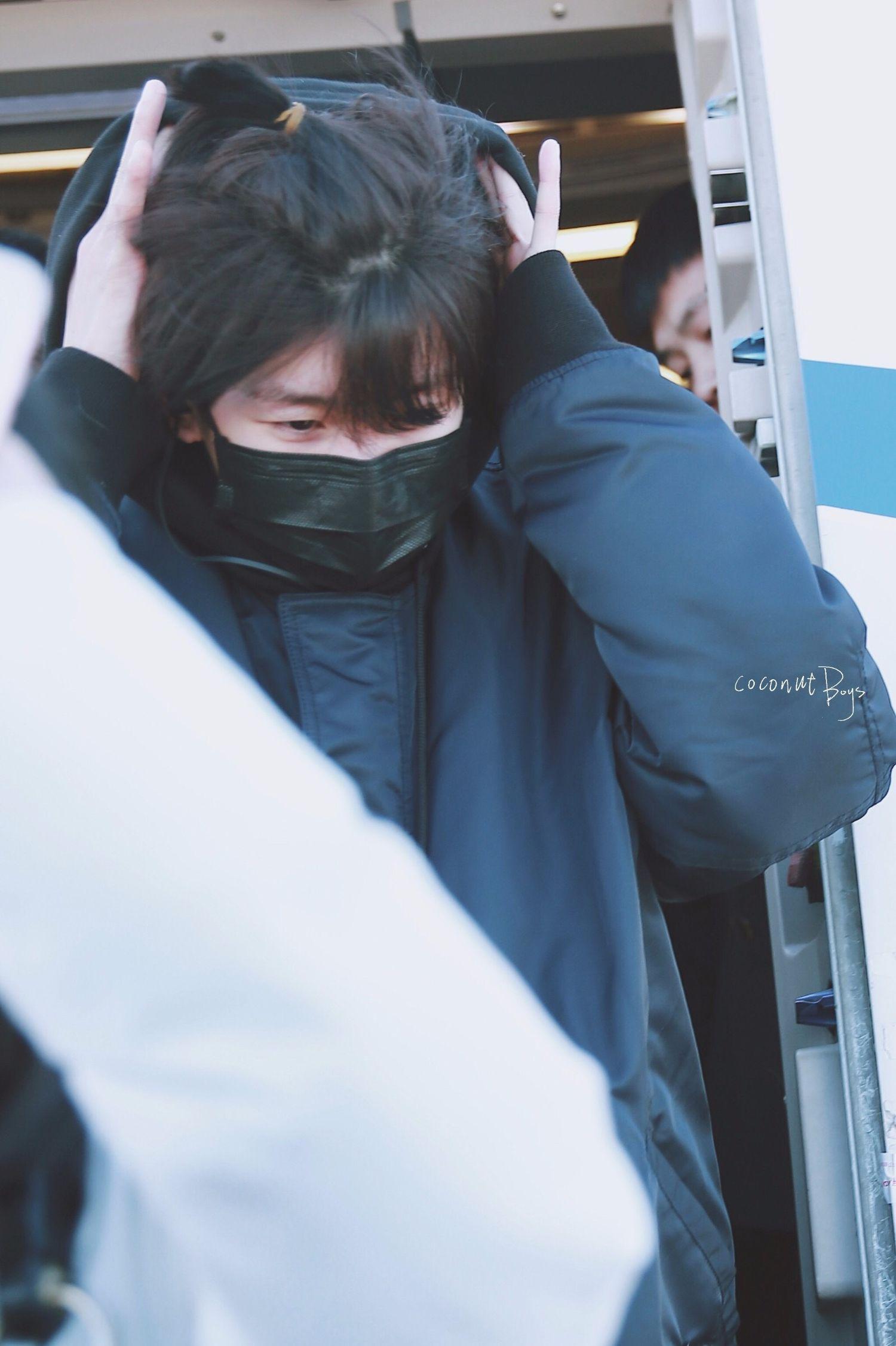 王源小啾啾合集,最刚的人要扎最可爱的发型