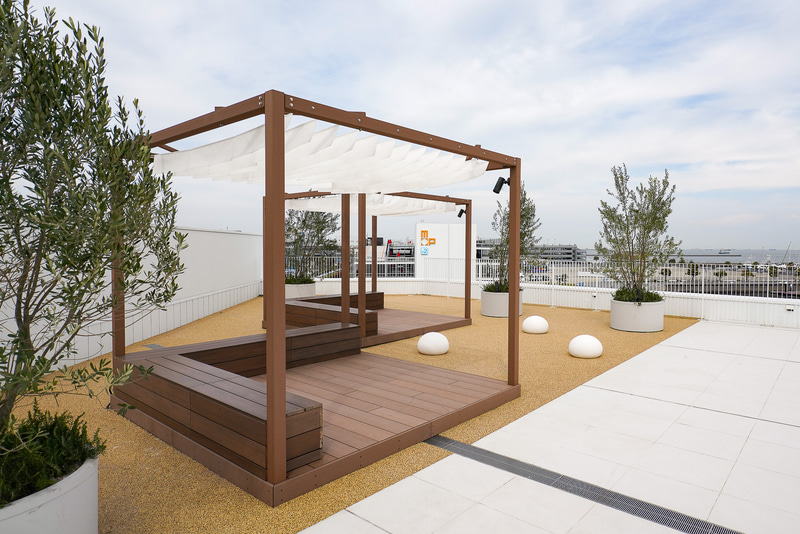 优衣库越来越会玩,新开了家"主题公园"旗舰店_设计