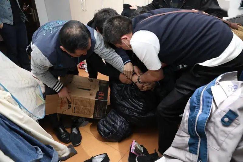 浙江侦破12年前杀人案16岁男子女厕内抢劫杀害19岁女子