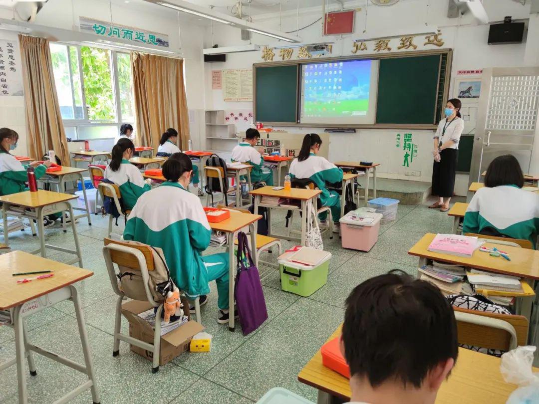 拆班上课,分流用餐,骏景中学初三学子返校复课有序进行!