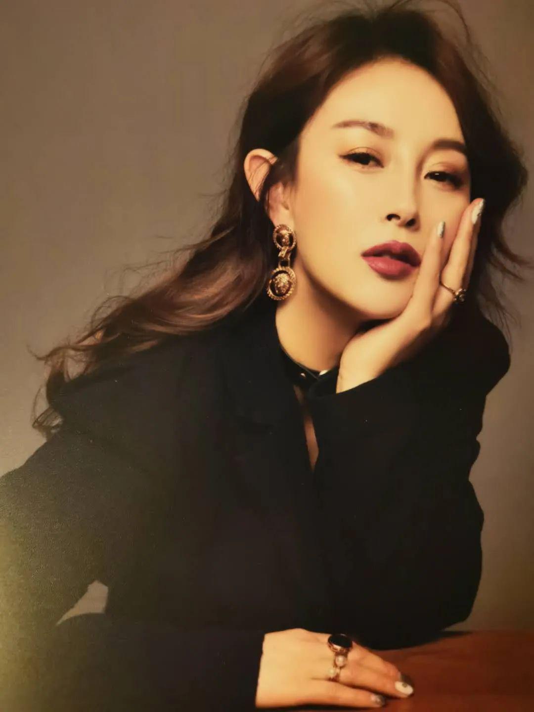 寻找"最美朗读者"   都琳:人生就像一场马拉松!