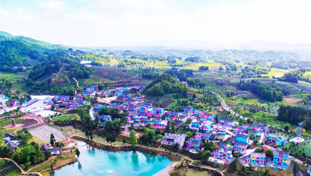 自驾线路:遵义——湄潭翠芽27°景区(七彩部落,田家沟,核桃坝)